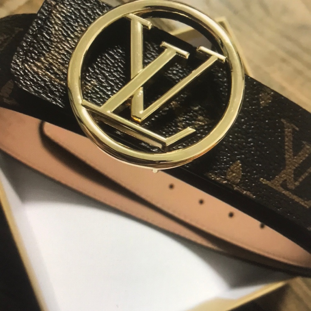 Louis Vuitton brown belt